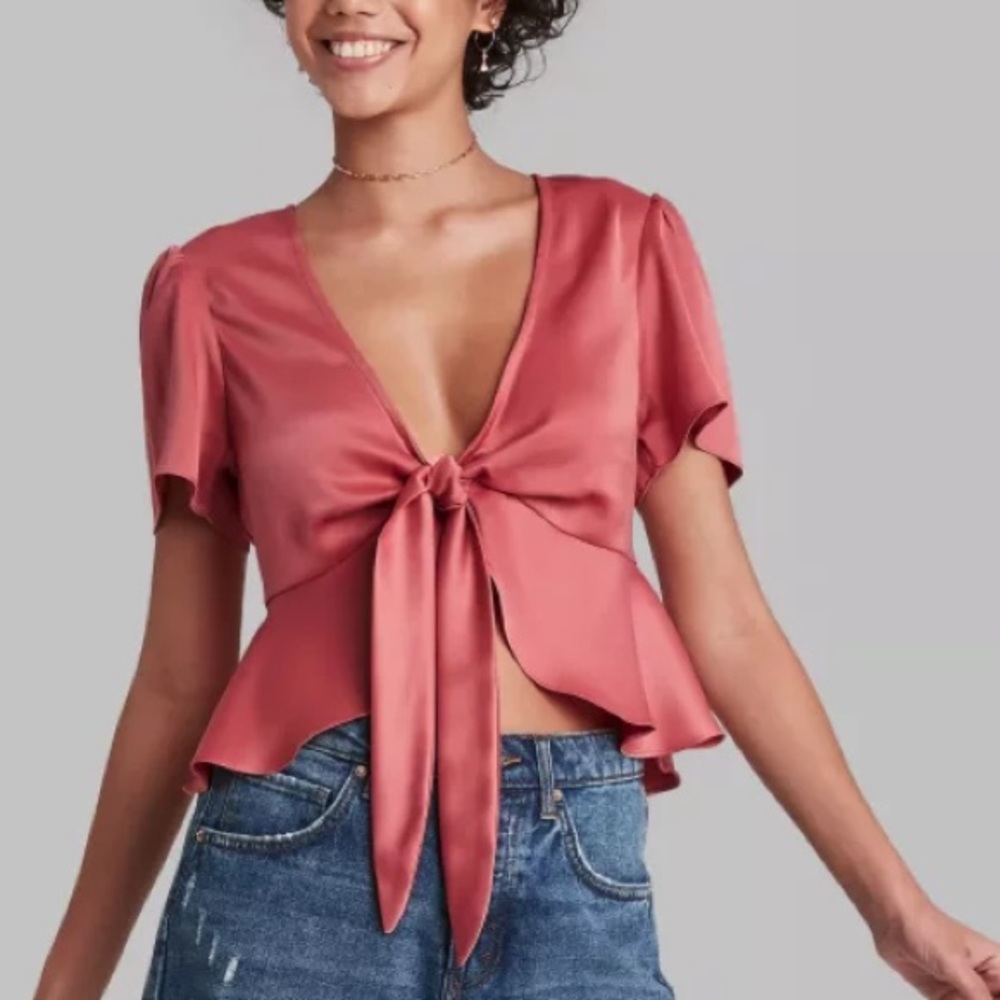 NWT Wild Fable cropped peplum front tie top - Dusty Rose - Size Medium